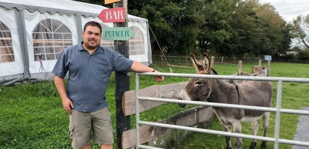 Ferme La (Parenthèse